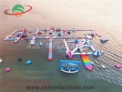 Best-selling Subic Inflatable Folating Island Water Park