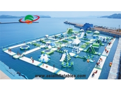 Large Floating Aqua Park
